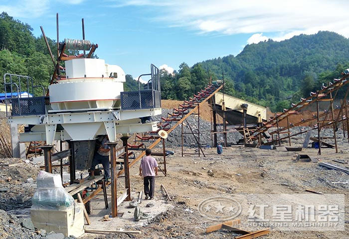 沖擊式碎石機當制砂 沖擊式碎石機當制砂