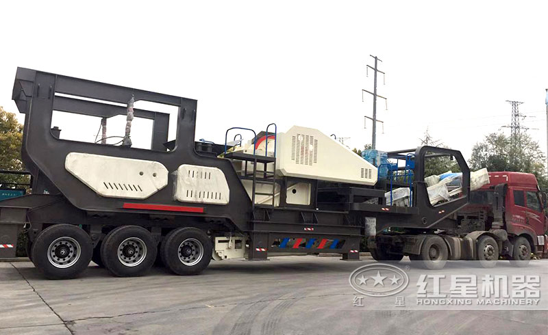 半掛車牽引移動轉場 半掛車牽引移動轉場