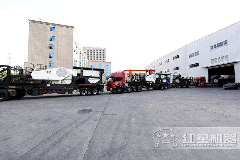 河南礦山機械廠家正在給客戶發貨建筑垃圾制沙機設備 河南礦山機械廠家正在給客戶發貨建筑垃圾制沙機設備