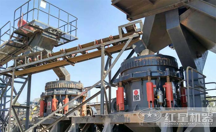 圓錐破碎機工作現場 圓錐破碎機工作現場