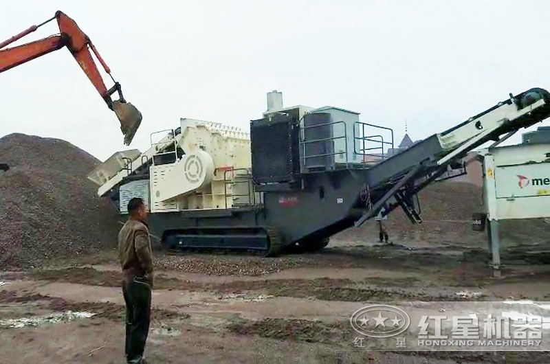 履帶移動(dòng)細(xì)碎制砂機(jī)現(xiàn)場展示 履帶移動(dòng)細(xì)碎制砂機(jī)現(xiàn)場展示