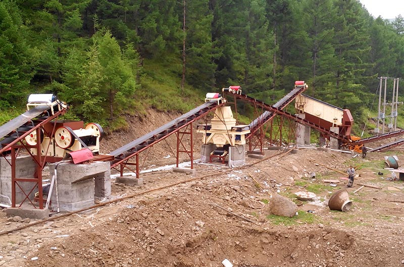 時產120/t的風化料生產線 時產120/t的風化料生產線