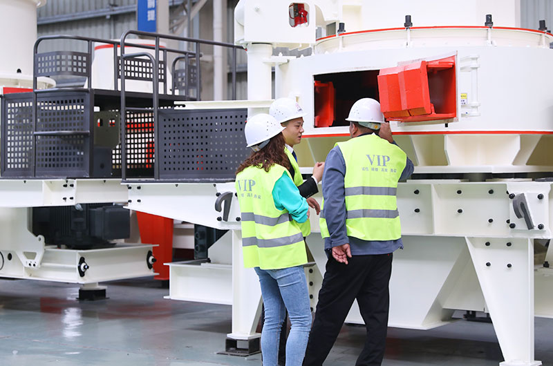 客戶前來參觀考察制砂機 客戶前來參觀考察制砂機