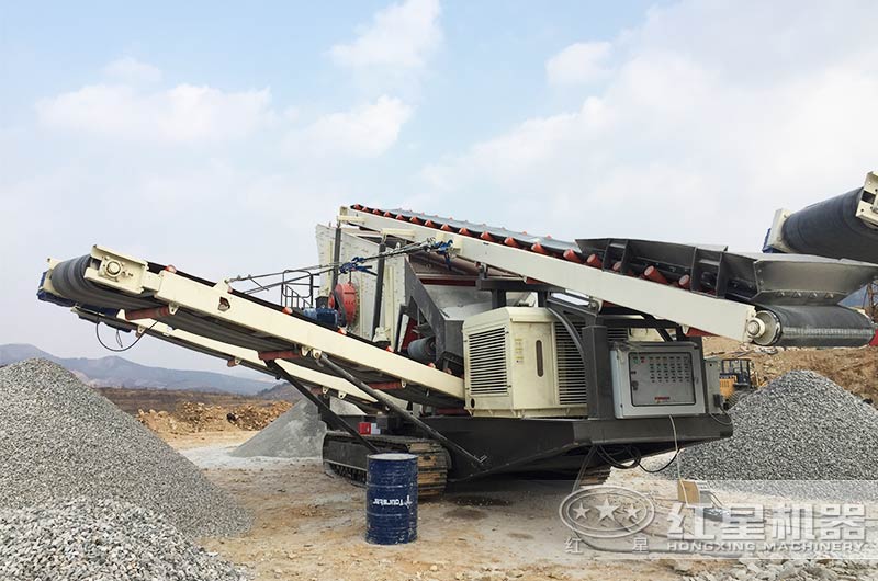 履帶式移動(dòng)破碎站實(shí)拍 履帶式移動(dòng)破碎站實(shí)拍