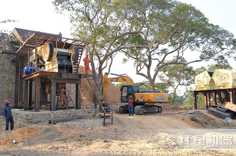 頁巖破碎、制砂海外生產(chǎn)現(xiàn)場(chǎng)搭建中 頁巖破碎、制砂海外生產(chǎn)現(xiàn)場(chǎng)搭建中