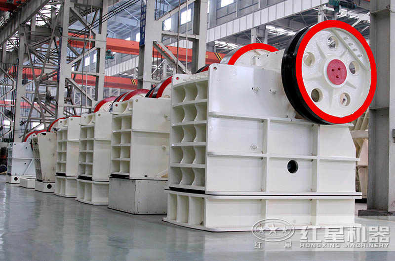 粗破設(shè)備顎式破碎機(jī)貨源充足 粗破設(shè)備顎式破碎機(jī)貨源充足