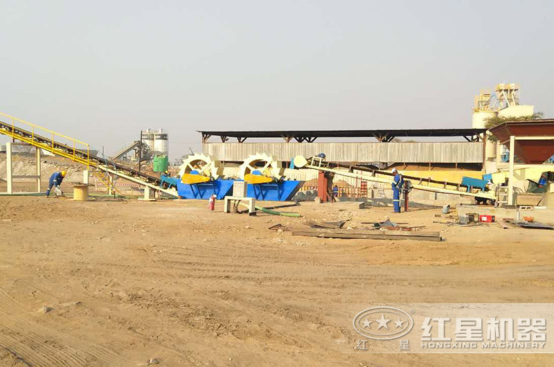 贊比亞水洗砂生產線搭建中 贊比亞水洗砂生產線搭建中