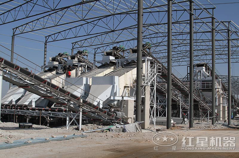 大型篩沙生產現場實景圖 大型篩沙生產現場實景圖