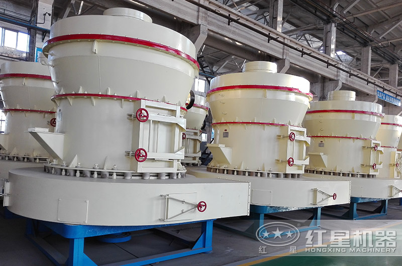雷蒙磨粉機(jī)近距離實景圖 雷蒙磨粉機(jī)近距離實景圖