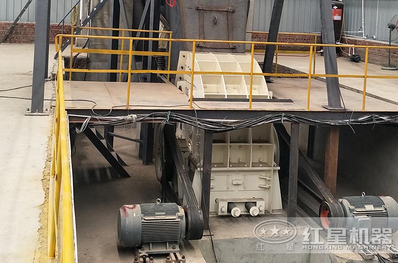 錘式制砂設備處理濕物料加工現場 錘式制砂設備處理濕物料加工現場