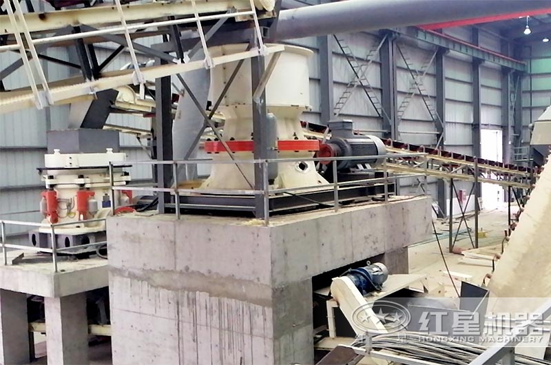 浙江碎石廠生產(chǎn)線設(shè)備現(xiàn)場(chǎng) 浙江碎石廠生產(chǎn)線設(shè)備現(xiàn)場(chǎng)