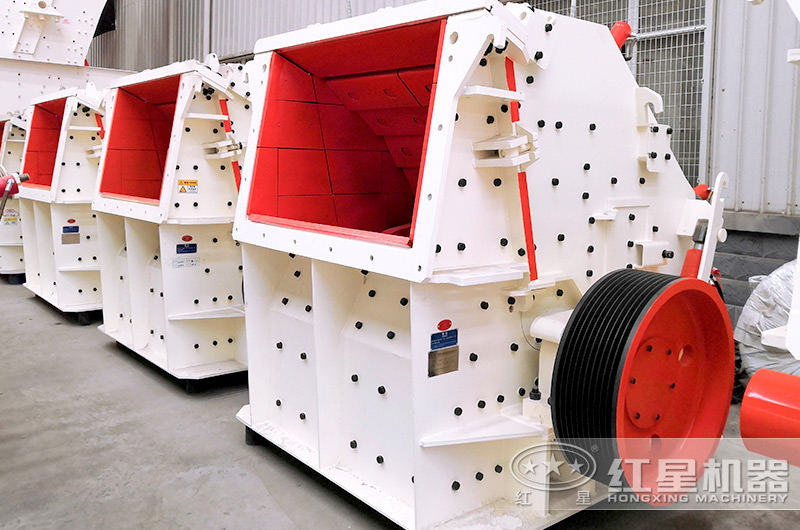 中碎粉碎機反擊式破碎機，粉碎軟料