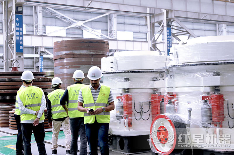 圓錐破碎機優勢特點多，歡迎來廠考察