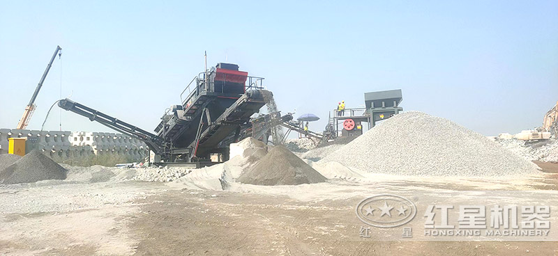 移動制砂作業(yè)現(xiàn)場 移動制砂作業(yè)現(xiàn)場