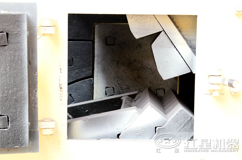 反擊式破碎機內部結構 反擊式破碎機內部結構