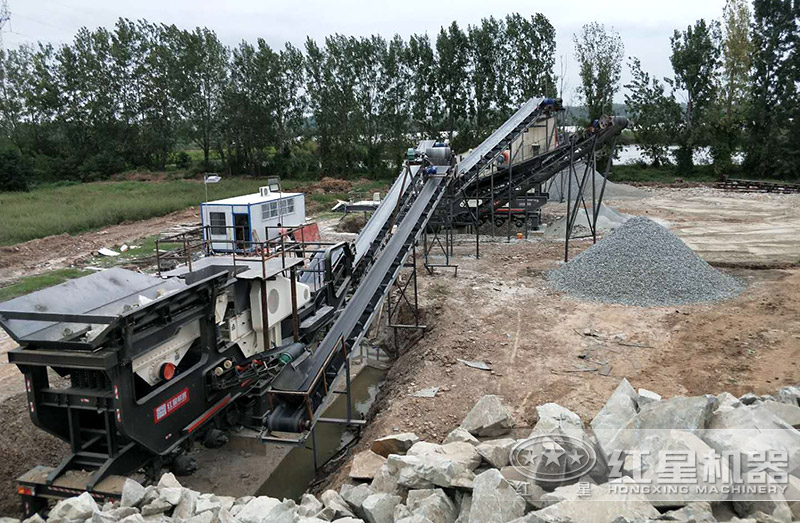 移動破碎機可方便多處作業 移動破碎機可方便多處作業